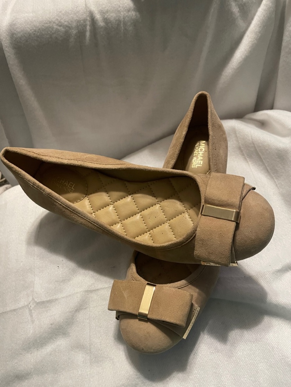 MICHAEL Michael Kors Beige Suede Bow heels